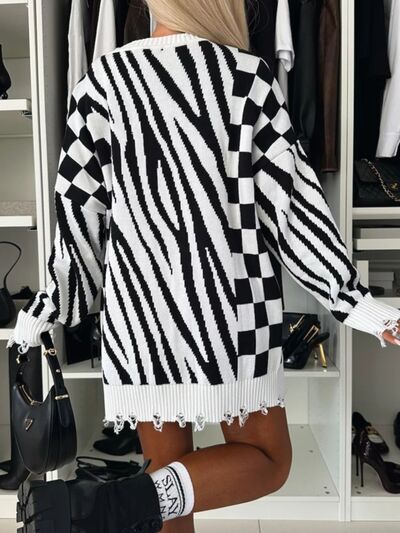 Minora | Bold Pulse Knit Sweater